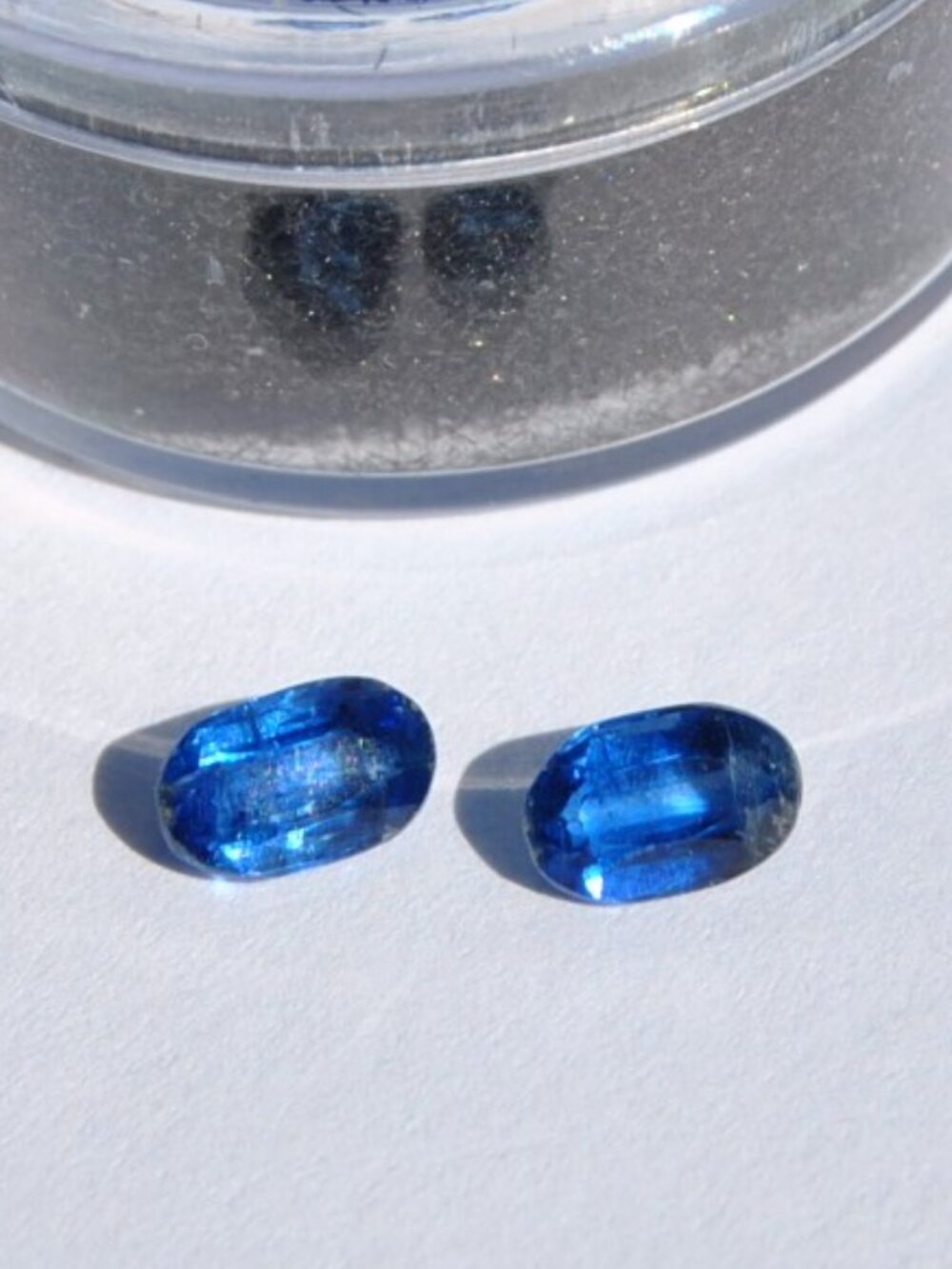 Pair of Untreated Natural Blue Kyanite Gemstones 0.98tcw